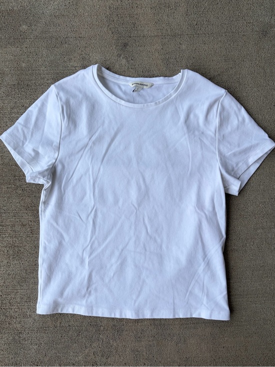Banana Republic Tops - Banana Republic white short sleeve shirt basic layering tee t-shirt